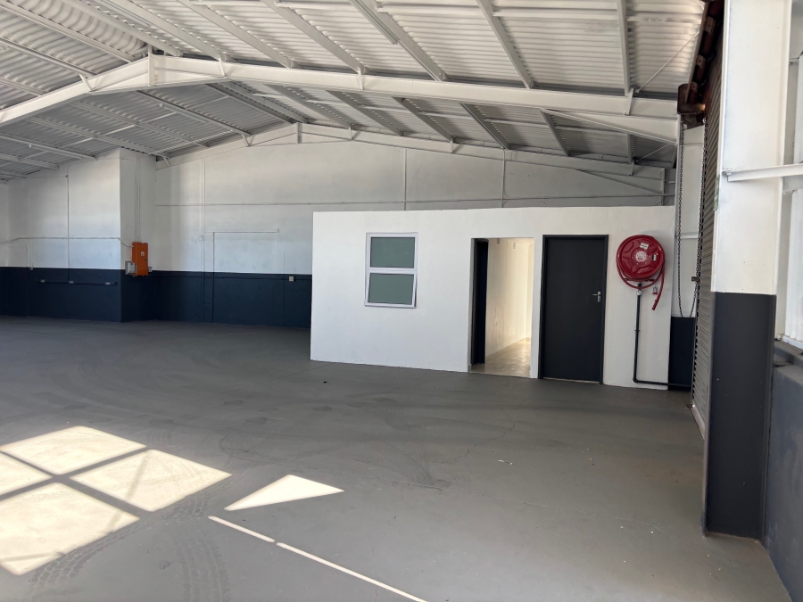 To Let Commercial Property for Rent in Woodbrook Eastern Cape